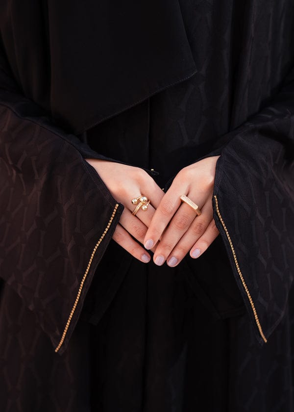 Black Soft Print Stones Sleeve